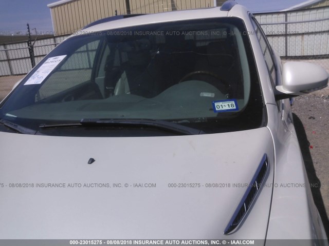 5GAER23758J128337 - 2008 BUICK ENCLAVE CXL Crème photo 6