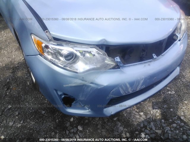4T1BF1FK0CU535862 - 2012 TOYOTA CAMRY SE/LE/XLE Light Blue photo 6