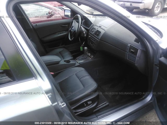 WBXPA73414WC43263 - 2004 BMW X3 2.5I GRAY photo 5