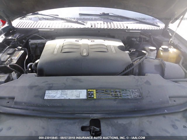 5LMFU28R33LJ31609 - 2003 LINCOLN NAVIGATOR 绿色 照片 10