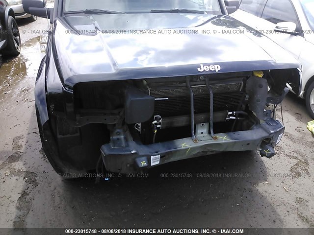 1J8HG48K86C131740 - 2006 JEEP COMMANDER BLACK photo 6