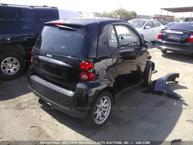 WMEEJ31X98K168673 - 2008 SMART FORTWO PURE/PASSION BLACK photo 4