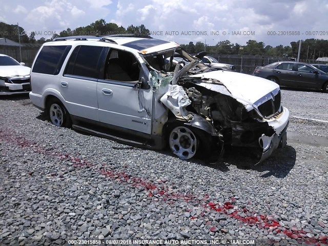 5LMEU27R11LJ24717 - 2001 LINCOLN NAVIGATOR Beyaz fotoğraf 1