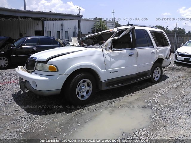 5LMEU27R11LJ24717 - 2001 LINCOLN NAVIGATOR Beyaz fotoğraf 2