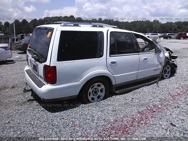 5LMEU27R11LJ24717 - 2001 LINCOLN NAVIGATOR Beyaz fotoğraf 4