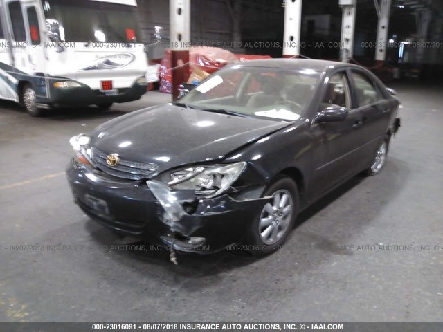 JTDBE32K830147438 - 2003 TOYOTA CAMRY LE/XLE BLACK photo 2