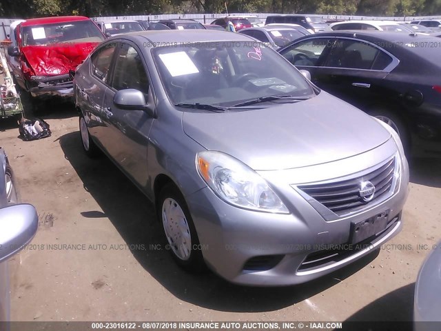 3N1CN7AP5CL837288 - 2012 NISSAN VERSA S/SV/SL GRAY photo 1