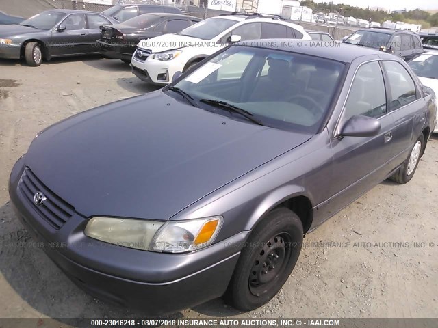 4T1BG22K9XU487910 - 1999 TOYOTA CAMRY CE/LE/XLE 灰色 照片 2