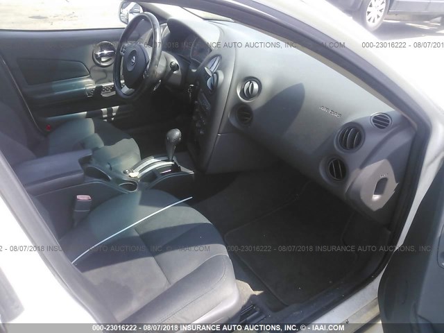2G2WS522241260978 - 2004 PONTIAC GRAND PRIX GT2 თეთრი ფოტო 5
