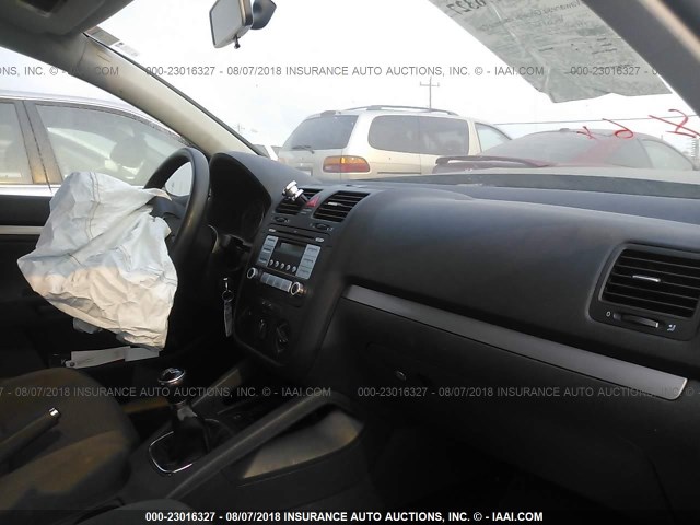 WVWAB71K49W084969 - 2009 VOLKSWAGEN RABBIT BLACK photo 5