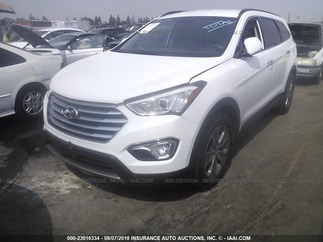 KM8SM4HF3GU153287 - 2016 HYUNDAI SANTA FE SE WHITE photo 2