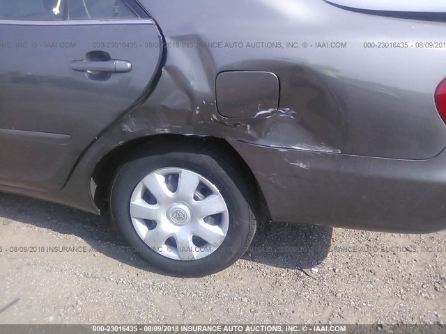 4T1BE32K43U748706 - 2003 TOYOTA CAMRY LE/XLE/SE ნაცრისფერი ფოტო 6