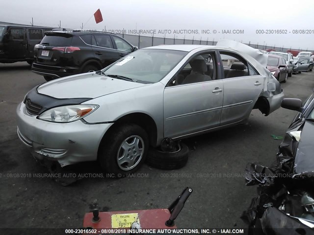 4T1BF32KX3U053837 - 2003 TOYOTA CAMRY LE/XLE/SE Gümüş foto 2