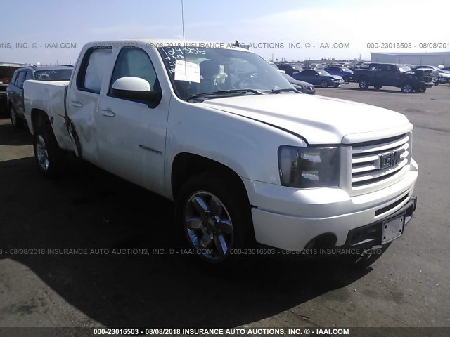 3GTP2VE72DG102011 - 2013 GMC SIERRA K1500 SLE WHITE photo 1