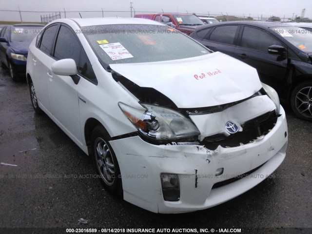 JTDKN3DUXB1376856 - 2011 TOYOTA PRIUS WHITE photo 6