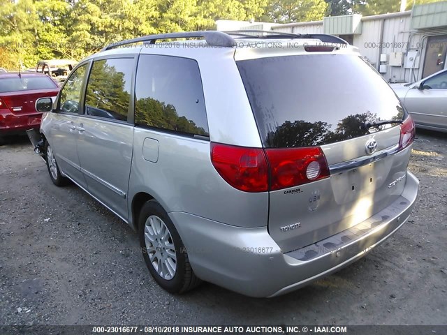 5TDZK22C28S184127 - 2008 TOYOTA SIENNA XLE/XLE LIMITED SILVER photo 3