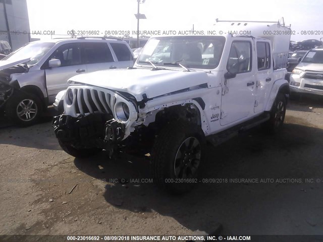 1C4HJXEG5JW166785 - 2018 JEEP WRANGLER UNLIMITE SAHARA WHITE photo 2