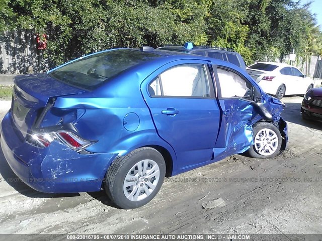 1G1JB5SH1H4126640 - 2017 CHEVROLET SONIC LS 蓝色 照片 4