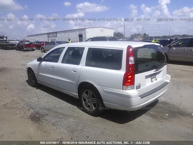 YV1SW612852462094 - 2005 VOLVO V70 WHITE photo 3