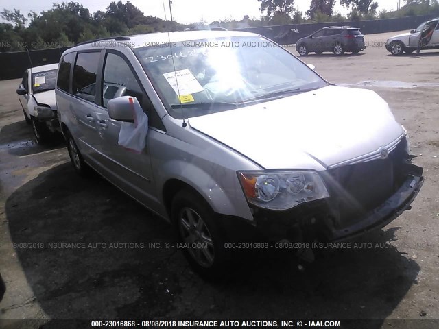 2A4RR5D10AR319297 - 2010 CHRYSLER TOWN & COUNTRY TOURING ვერცხლისფერი ფოტო 1