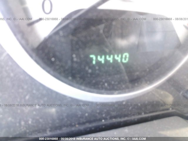 2A4RR5D10AR319297 - 2010 CHRYSLER TOWN & COUNTRY TOURING ვერცხლისფერი ფოტო 7