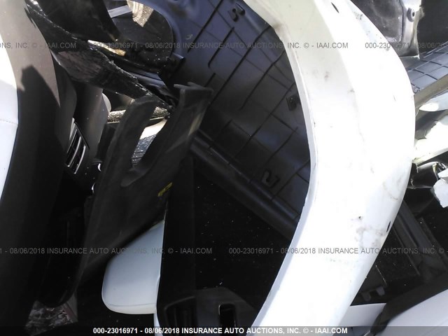 5YJSA1E49HF225005 - 2017 TESLA MODEL S Սպիտակ լուսանկար 8