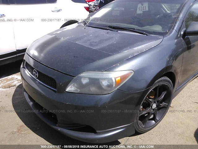 JTKDE167650043139 - 2005 TOYOTA SCION TC 灰色 照片 6
