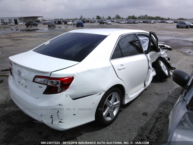 4T1BF1FK1EU846400 - 2014 TOYOTA CAMRY L/SE/LE/XLE 白色 照片 4