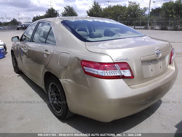 4T1BF3EK1BU117936 - 2011 TOYOTA CAMRY SE/LE/XLE BEIGE photo 3