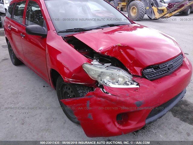 2T1KR32E85C397270 - 2005 TOYOTA COROLLA MATRIX XR RED photo 6