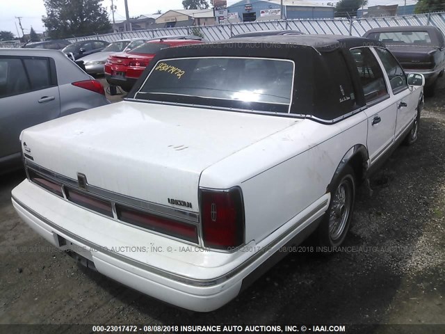 1LNLM81WXVY630535 - 1997 LINCOLN TOWN CAR EXECUTIVE WHITE photo 4