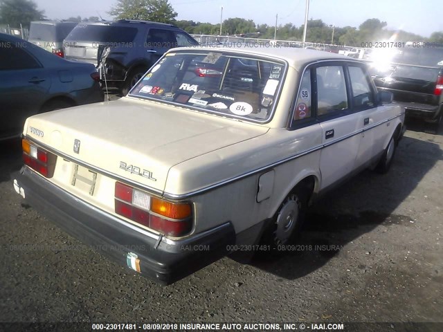 YV1AX8843J1326712 - 1988 VOLVO 244 DL/GL CREAM photo 4