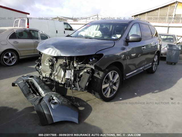 5N1AR2MN8FC664318 - 2015 NISSAN PATHFINDER S/SV/SL/PLATINUM GRAY photo 2