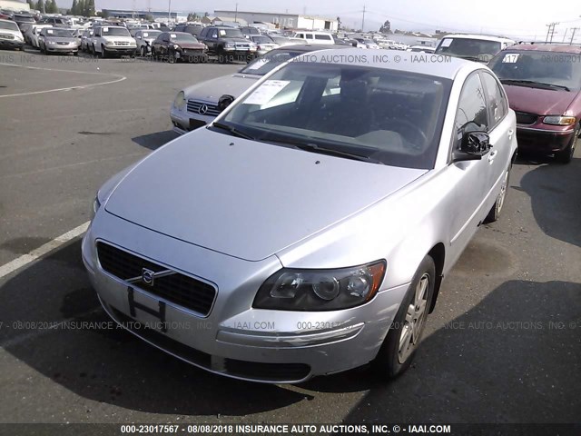 YV1MS382872291018 - 2007 VOLVO S40 2.4I SILVER photo 2