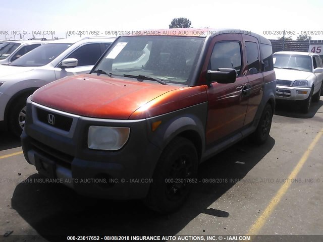 5J6YH283X5L002893 - 2005 HONDA ELEMENT LX ORANGE photo 2