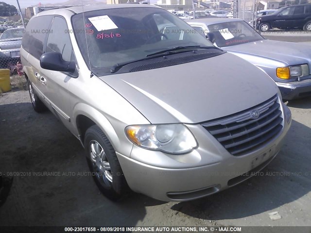 2C4GP54L85R351697 - 2005 CHRYSLER TOWN & COUNTRY TOURING BEIGE photo 1