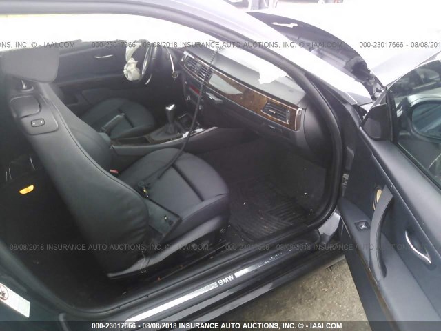 WBAWB735X9P158464 - 2009 BMW 335 I BLACK photo 5