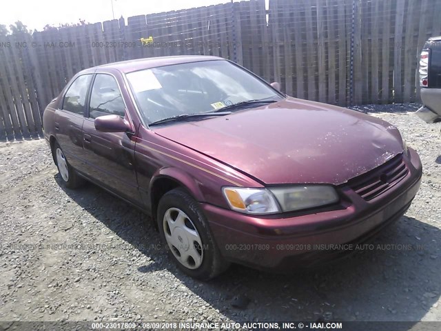 4T1BF22K9XU075103 - 1999 TOYOTA CAMRY LE/XLE RED photo 1