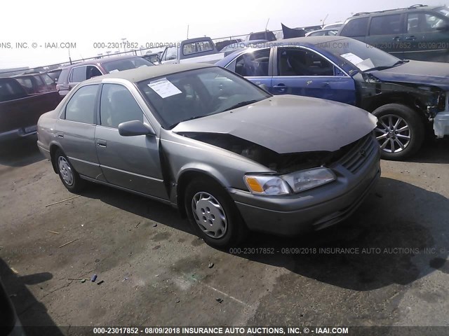 4T1BG22K5XU453723 - 1999 TOYOTA CAMRY CE/LE/XLE 灰色 照片 1