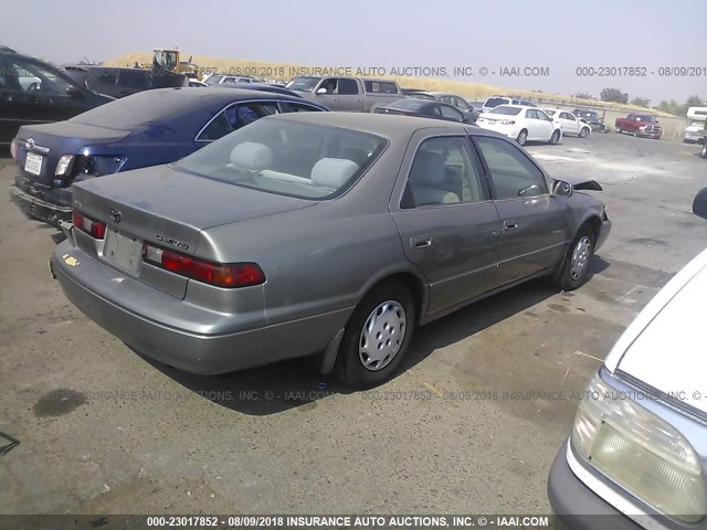 4T1BG22K5XU453723 - 1999 TOYOTA CAMRY CE/LE/XLE 灰色 照片 4