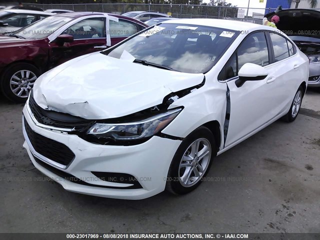 1G1BE5SM0J7116016 - 2018 CHEVROLET CRUZE LT WHITE photo 2