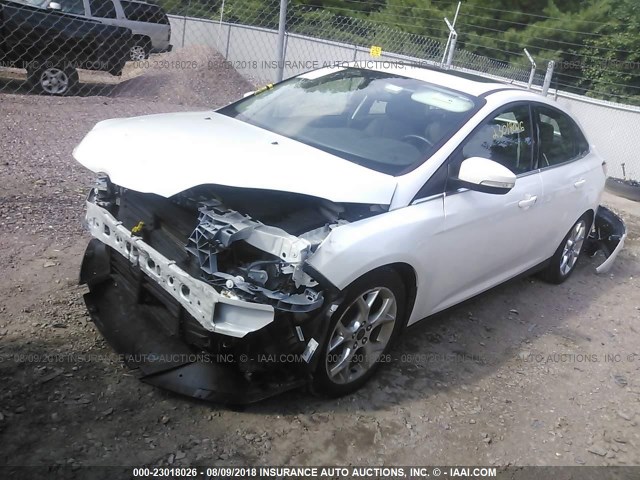 1FADP3J23EL245885 - 2014 FORD FOCUS TITANIUM WHITE photo 2