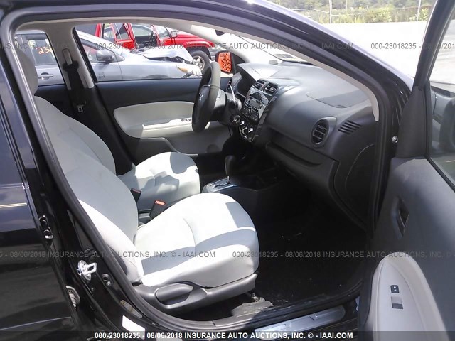 ML32F3FJ7HHF11149 - 2017 MITSUBISHI MIRAGE G4 ES შავი ფოტო 5