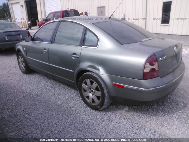 WVWRH63BX2P304320 - 2002 VOLKSWAGEN PASSAT GLX GREEN photo 3