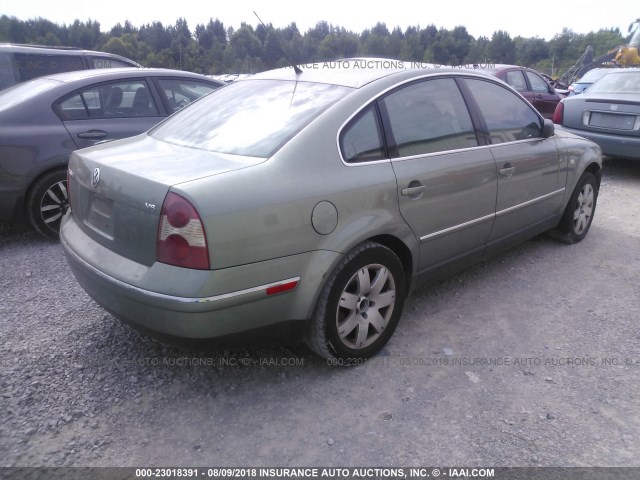 WVWRH63BX2P304320 - 2002 VOLKSWAGEN PASSAT GLX GREEN photo 4