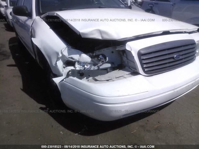 2FABP7EVXBX127138 - 2011 FORD CROWN VICTORIA LX WHITE photo 6