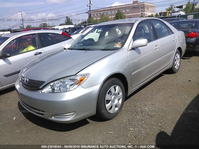 4T1BE32K83U650102 - 2003 TOYOTA CAMRY LE/XLE/SE Gümüş foto 2