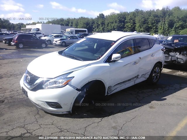 5N1AZ2MH6HN168225 - 2017 NISSAN MURANO S/SL/SV/PLATINUM WHITE photo 2