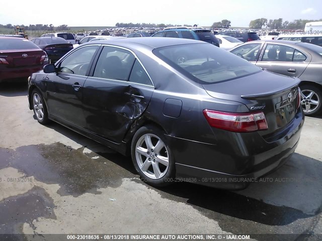 4T1BK46K87U529861 - 2007 TOYOTA CAMRY NEW GENERAT LE/XLE/SE GRAY photo 3