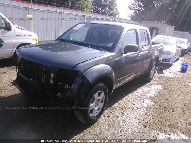 1N6AD09UX8C425764 - 2008 NISSAN FRONTIER CREW CAB LE/SE/OFF ROAD GRAY photo 2